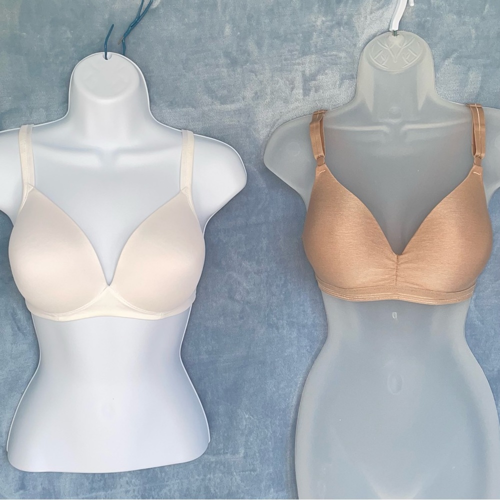 2 pristine wireless & lift Warner’s bras, natural & white, 1 convertible